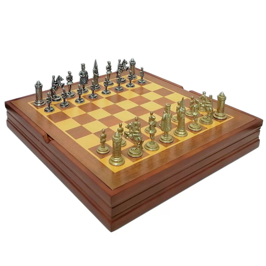 Шахматы подарочные 'Король Артур'