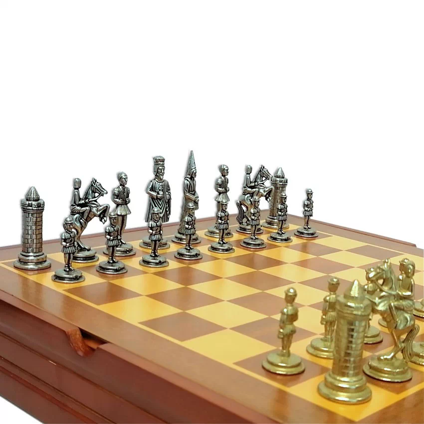 Шахматы подарочные 'Король Артур'