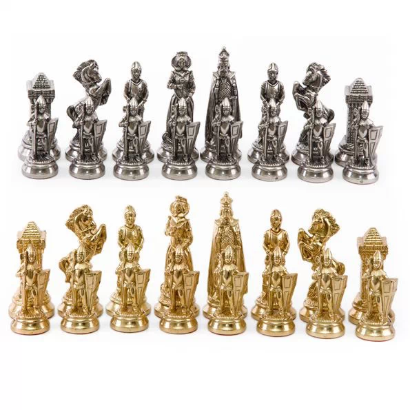 Шахматный стол (ломберный стол) с фигурами 'Мария Стюарт'