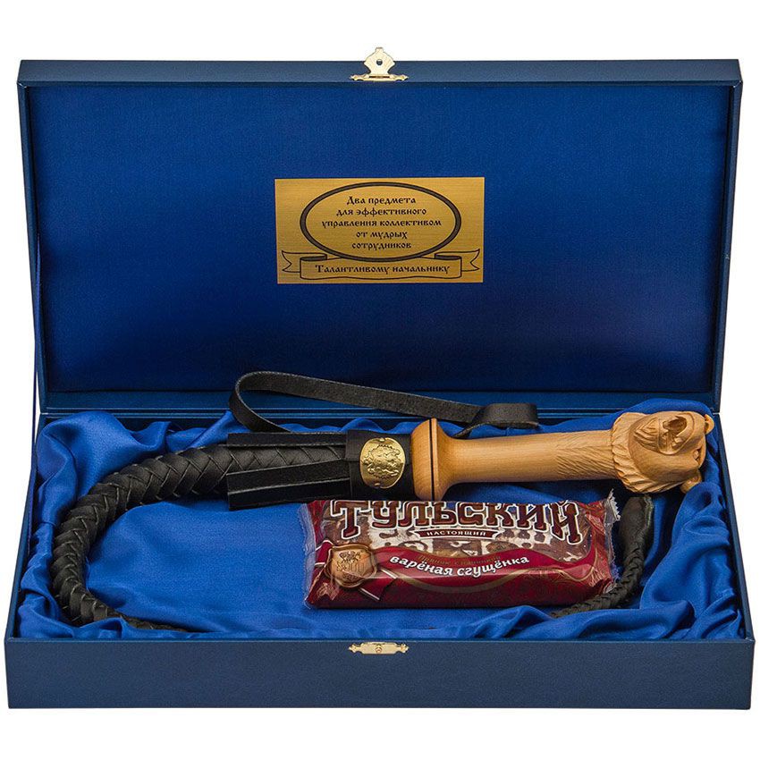 Подарочный набор 'Кнут и пряник' с резной ручкой медведь